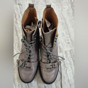 Women's Gray Lace-Up Ankle Boots